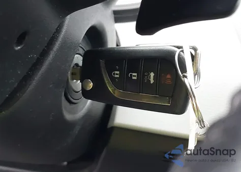 2020 Toyota Corolla Se z USA, uszkodzony, nr VIN 5YFS4RCE6LP024788